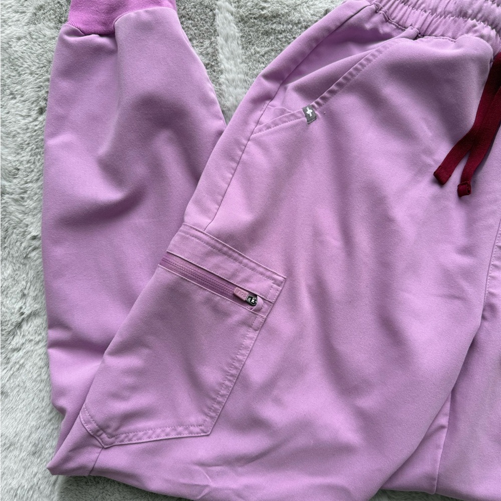 Figs Scrub Set - image 3